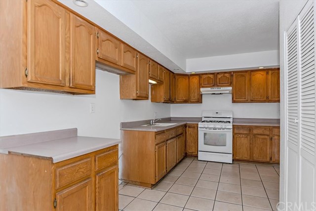 11555 willins st, santa fe springs 独立屋 售价 $509,000